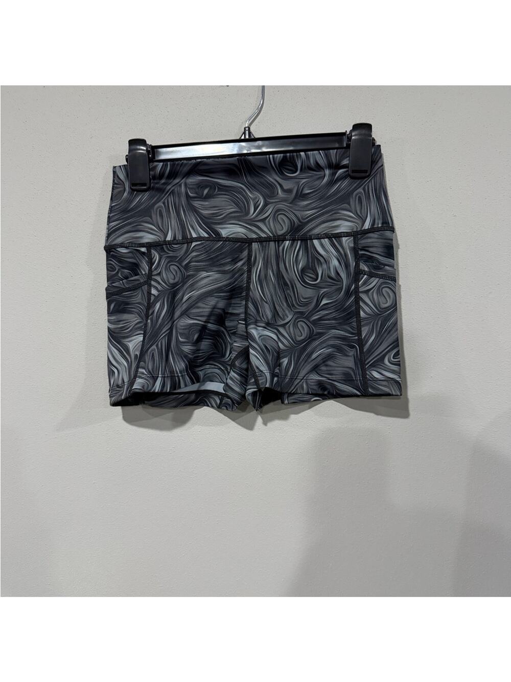CVG 2.5" Inseam Swirl Marble Athletic Shorts - Squat Proof - Size Small